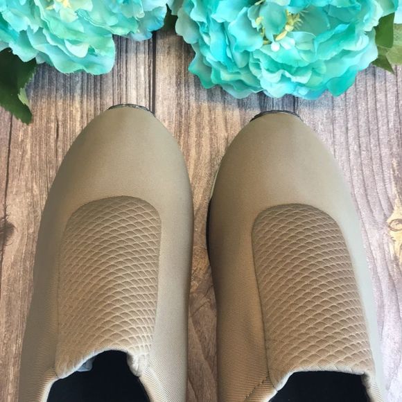 ALFANI Walkerr Taupe Step N' Flex Wedge Sneakers - Picture 4 of 9